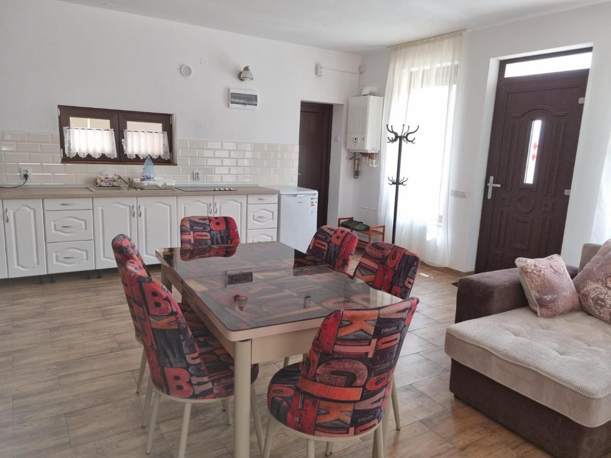 Casa De Oaspeti Minerva Deva Ngoại thất bức ảnh
